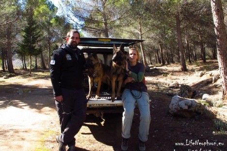 The trained dog handlers from Greece together with their new collegues